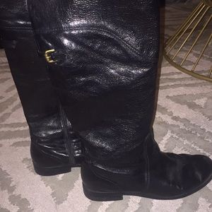 Black To-The-Knee Boots